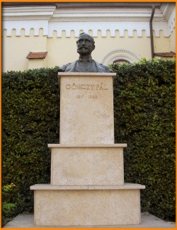 Somogyi Sándor: Gönczy Pál mellszobor