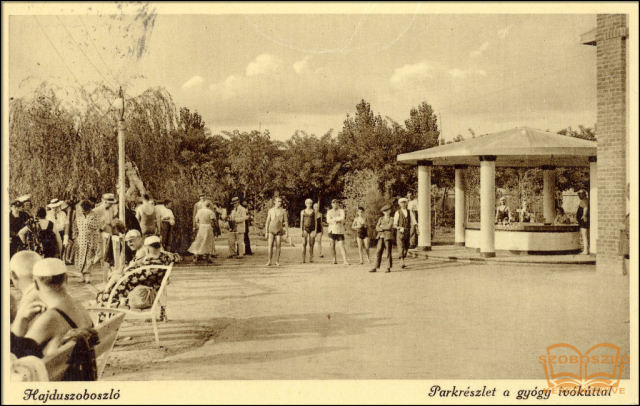 Parkrészlet a gyógy ivókúttal Parkrészlet a gyógy ivókúttal